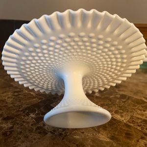 Vintage Fenton Milk Glass 12.5” Hobnail Cake Stand! Pristine! Authentic!🤍🤍🤍